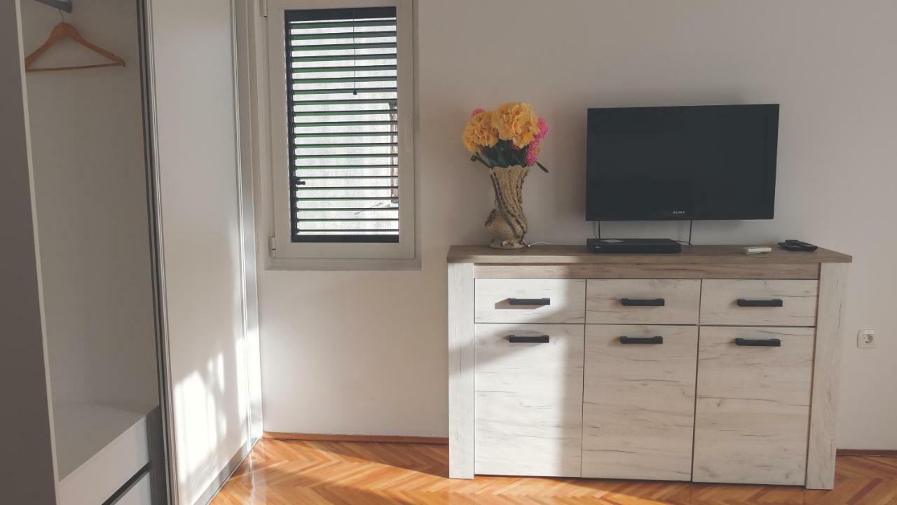 בודווה Apartment Lim מראה חיצוני תמונה