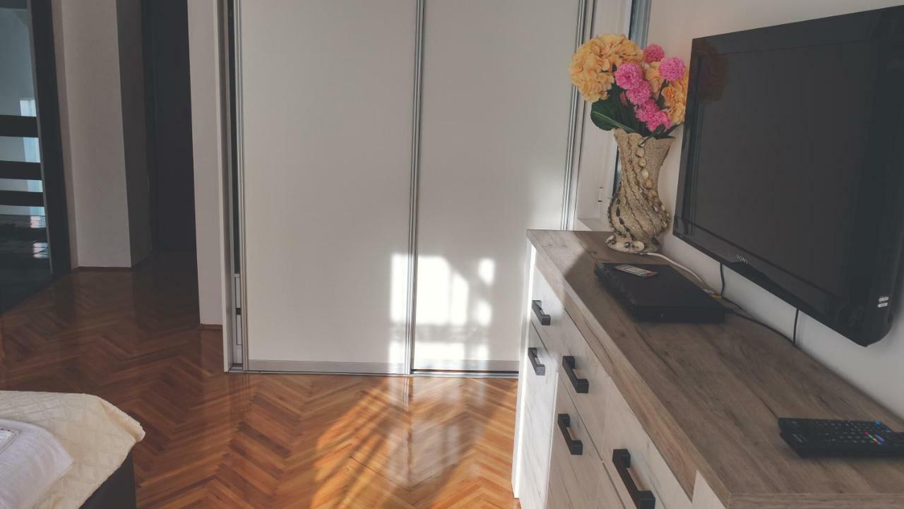 בודווה Apartment Lim מראה חיצוני תמונה